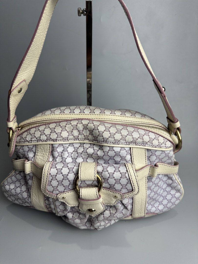 00s Celine - Macadam - Shoulder Bag (Category: Luxury Bags & Wallets) located in San Pablo. Submitted by hiddenrygn (Listing ID 1459088654, Image 3). Description: 00s Celine - Macadam - Shoulder Bag Rank A No major flaws Minor dirts need minimal clean Still in excellent condition DM!.