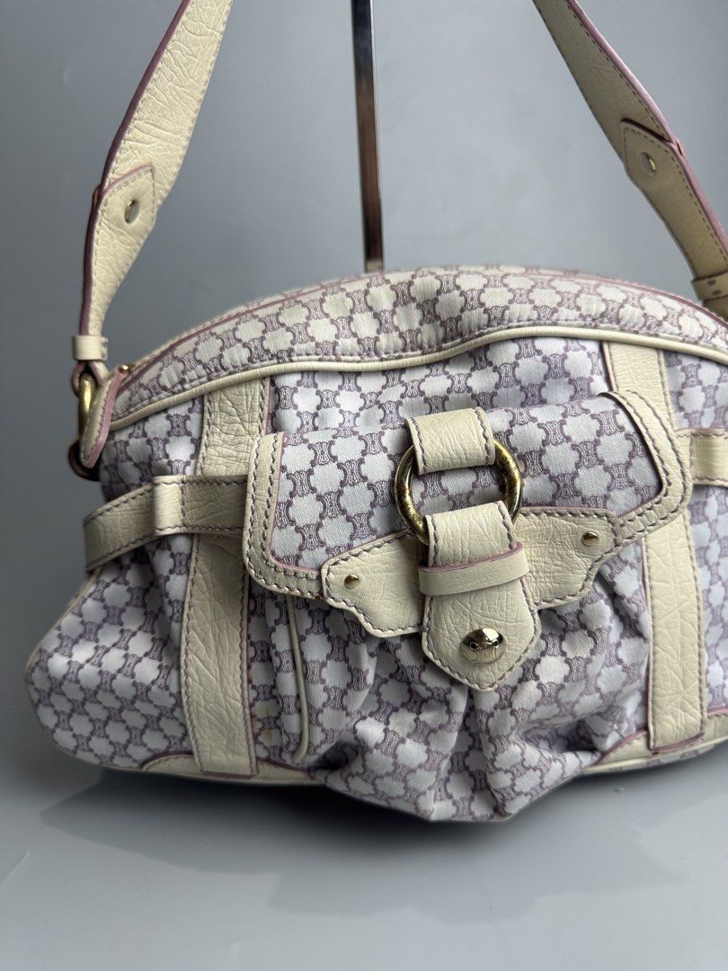 00s Celine - Macadam - Shoulder Bag (Category: Luxury Bags & Wallets) located in San Pablo. Submitted by hiddenrygn (Listing ID 1459088654, Image 2). Description: 00s Celine - Macadam - Shoulder Bag Rank A No major flaws Minor dirts need minimal clean Still in excellent condition DM!.