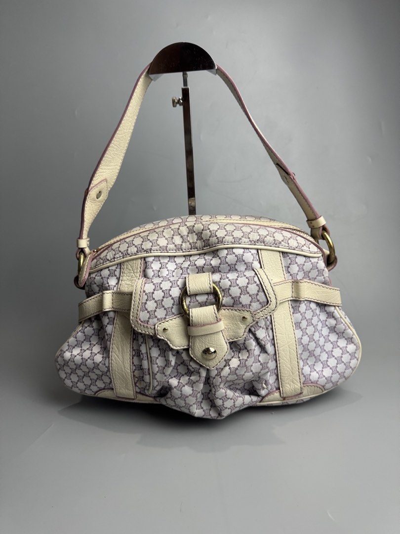 00s Celine - Macadam - Shoulder Bag (Category: Luxury Bags & Wallets) located in San Pablo. Submitted by hiddenrygn (Listing ID 1459088654, Image 1). Description: 00s Celine - Macadam - Shoulder Bag Rank A No major flaws Minor dirts need minimal clean Still in excellent condition DM!.