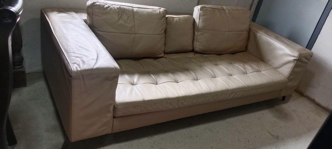 3 Seater iloom LEATHER Sofa (Category: Sofas) located in Malabon City. Submitted by aven25 (Listing ID 1458960507, Image 2). Description: 3 Seater iloom LEATHER Sofa Guaranteed Genuine Leather Cover Detachable Leather Cover Size: 81 x 38 inches 13 inches Height from floor to Seat 28 inches Height from floor to Backrest Good Condition No issue Ready to Use.