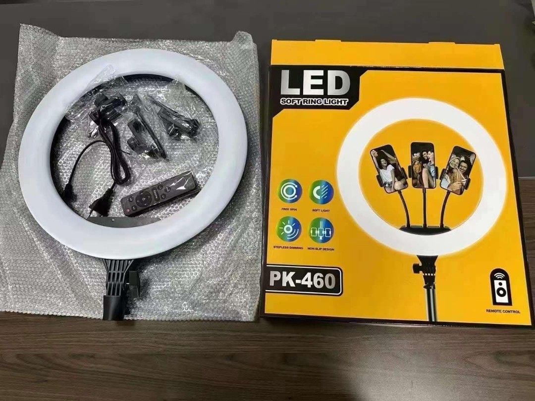 46cm Ringlight with 2.1M stand (Category: Lighting & Studio Equipment) located in Manila. Submitted by erick80762 (Listing ID 1459069100, Image 1). Description: .