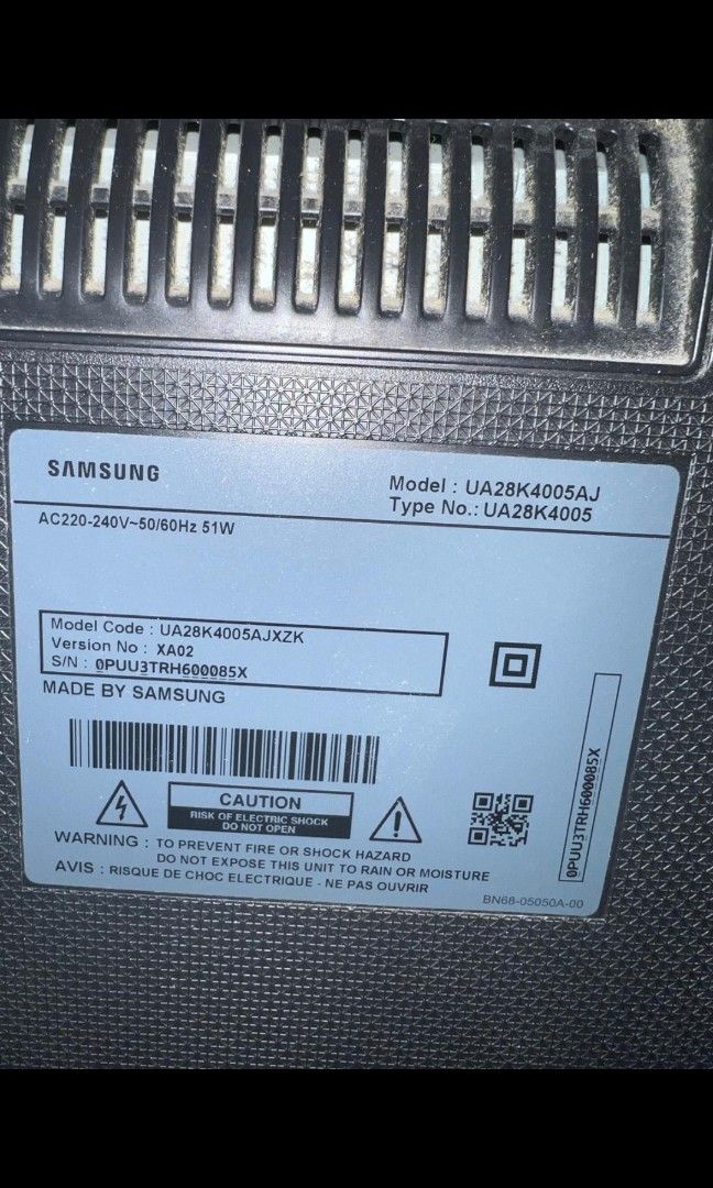 samsung 三星28吋電視機 （分類：電視）位於 Hong Kong。 由 kk373 提交（商品編號 1458975590，圖片 3）。簡介： 呢部電視機賣緊，畫面清晰，睇戲打機都得。尺寸啱啱好，唔會太細又唔會太大。有興趣就快啲聯絡我啦！ 之前掛牆，座抬架末揾到，固平售。