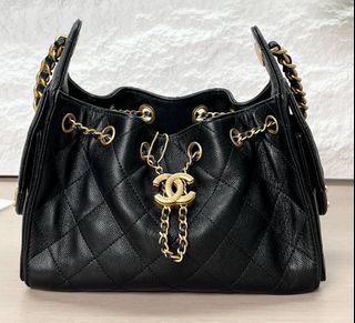 (Category: ) located in . Submitted by millen.outlet (Listing ID 1459032875, Image 1). Description: .