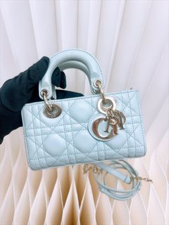 （分類：）位於 。 由 heras.luxury 提交（商品編號 1459035230，圖片 1）。簡介： 。
