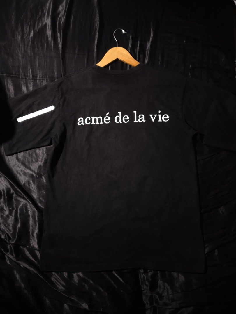 Acmé de la Vie / ADLV (Category: Tshirts & Polo Shirts ) located in Digos. Submitted by kyle_curation.ph (Listing ID 1459003932, Image 2). Description: - 21×28 Dimension - Good Condition / Color Rate 9/10 - Issue Minimal Crackprints - Complete Tags - Ganda nito Swear 👌.