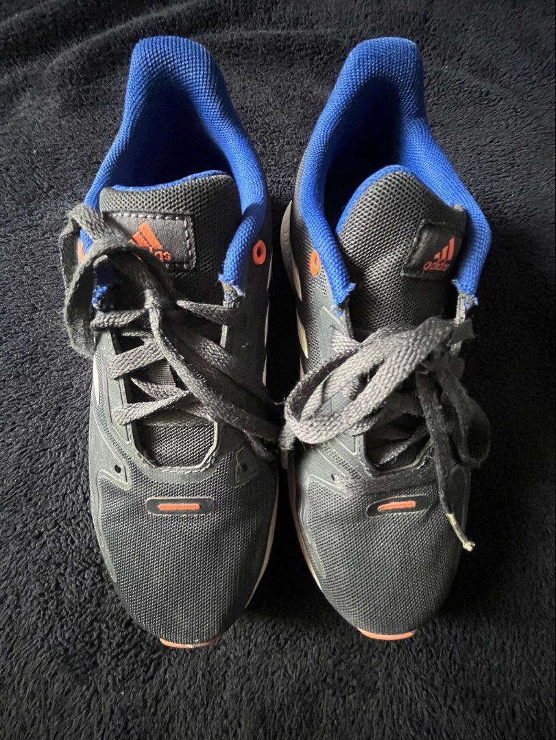 Adidas Kids Sneakers JP 21.5 (Category: Babies & Kids Fashion) located in Manila. Submitted by swift_tiny_treasure (Listing ID 1457553409, Image 1). Description: .