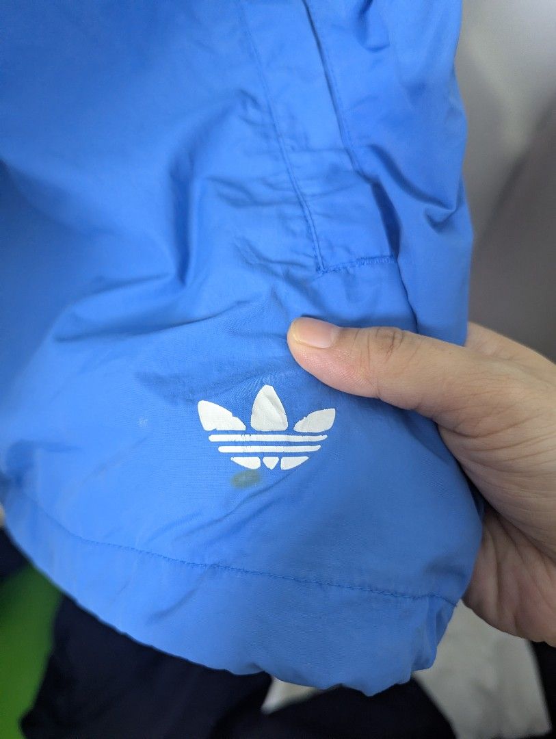 Adidas Light Windbreaker for Men - Medium (Category: Coats, Jackets and Outerwear) located in Quezon City. Submitted by activefitforless (Listing ID 1459084168, Image 3). Description: All items are preloved / thrifted and may show normal signs of previous use. Any noticeable flaws will be disclosed whenever possible. Please check the actual item photos and measurements before purchasing. AI-generated model images are used for styling and fit refe