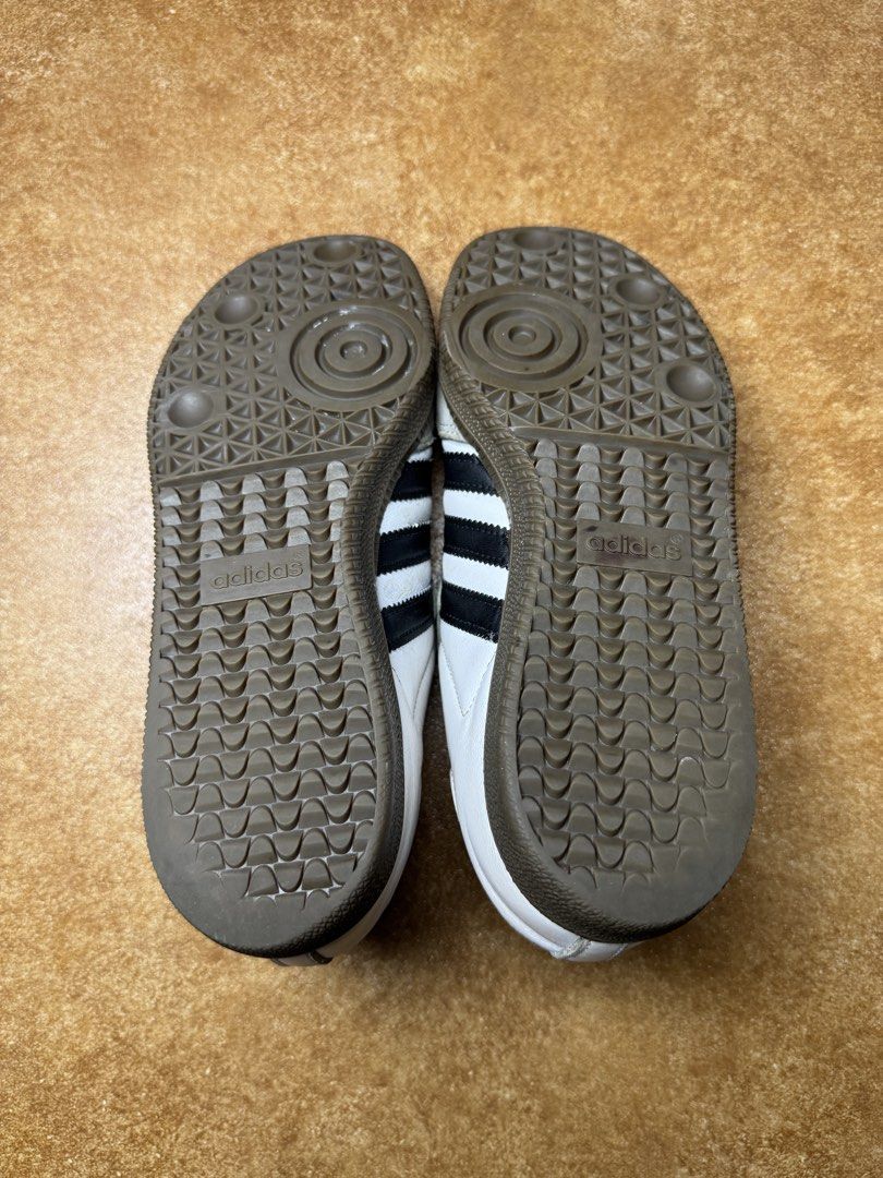 ADIDAS SAMBA (Category: Sneakers) located in Panabo. Submitted by shoerarefinds (Listing ID 1459032862, Image 2). Description: ADI SAMBA “white” SIZE: EU 39 / US 6 1/2 / 24.5 CM Excellent Condition, Minimal heel drags and scratches LOCATION: PANABO CITY, DAVAO DEL NORTE, 8105 2200 FREESHIPPING .