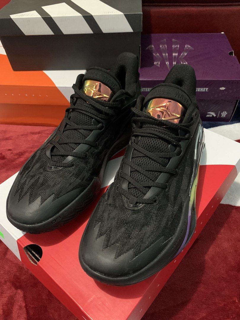 Anta Shockwave 7 “Dark Matter” (Category: Sneakers) located in Davao. Submitted by pakekeng04 (Listing ID 1458924835, Image 2). Description: Anta Shockwave 7 Size 11 Used like new OG Box Davao City.