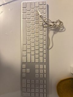 （分類：）位於 。 由 lilypad211 提交（商品編號 1459005867，圖片 1）。簡介： 。