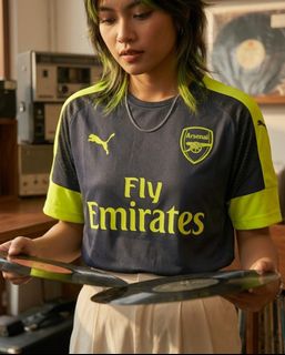 (Category: ) located in . Submitted by crazyfootballshirts (Listing ID 1458804956, Image 1). Description: .