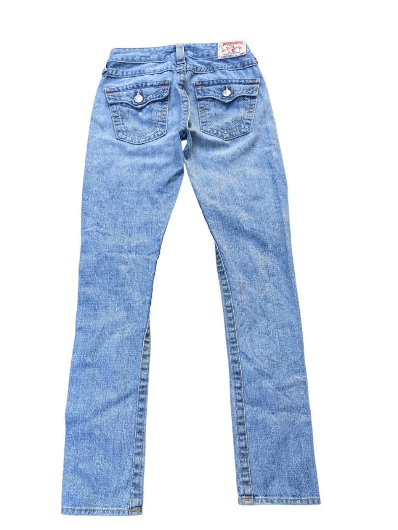 Authentic True Religion cameron skinny size 25 (Category: Jeans) located in Kapalong. Submitted by hashhthrift (Listing ID 1458906857, Image 1). Description: dimensions waist 30 length 41 hem 6 rise 10.5.