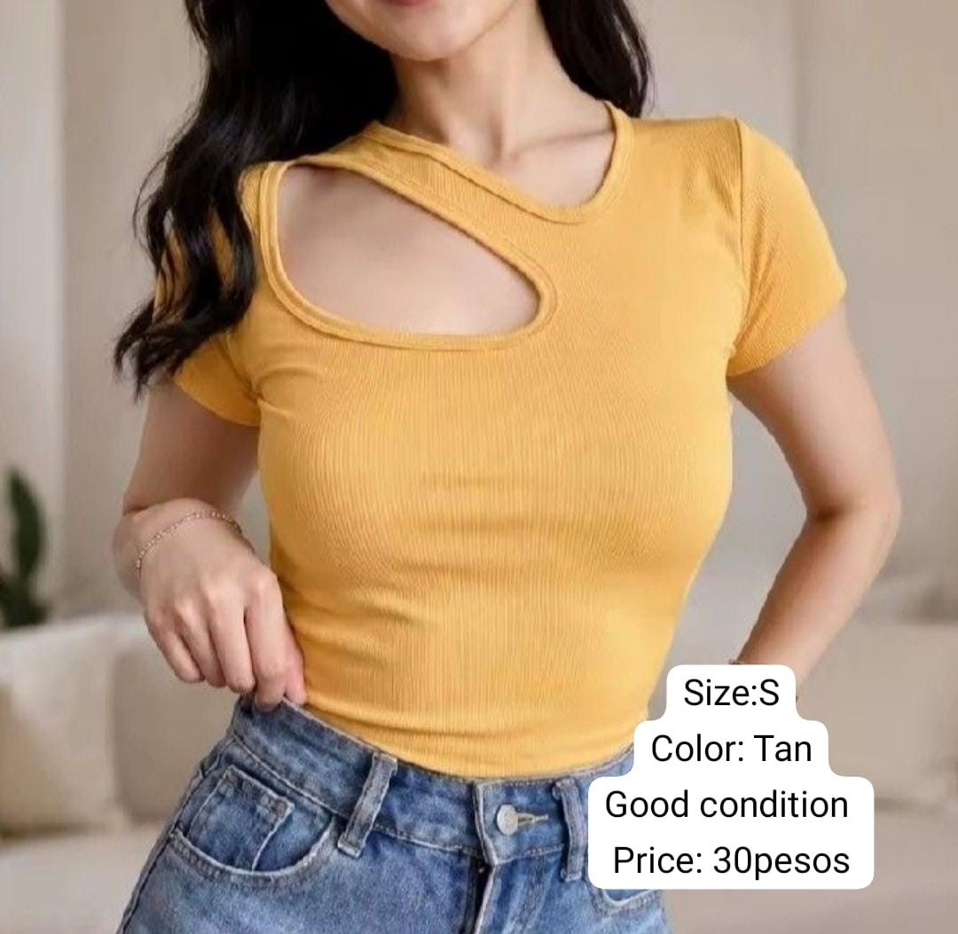 Decluttering (Category: Sleeveless) located in Manila. Submitted by fastrabbit.869d2d (Listing ID 1458965337, Image 3). Description: the prices are written on the photo all the clothes are in good condition rarely used some are brand new buy more save more .