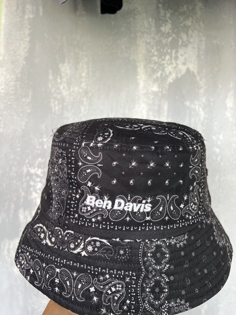 Ben davis Paisley Bucket hat (Category: Caps & Hats) located in Las Pinas. Submitted by jpicked (Listing ID 1459017172, Image 1). Description: .