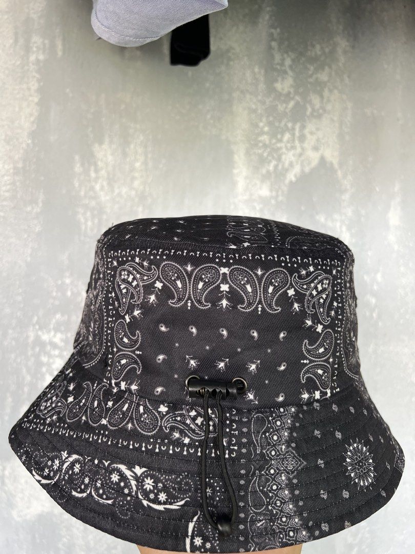 Ben davis Paisley Bucket hat (Category: Caps & Hats) located in Las Pinas. Submitted by jpicked (Listing ID 1459017172, Image 2). Description: .