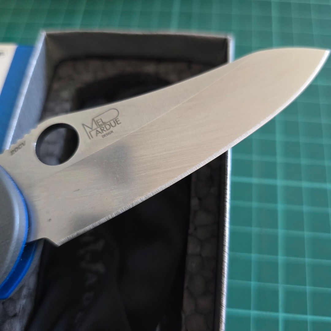 Benchmade 550-1 Griptilian Folding Knife CPM-20CV (Category: Knives & Chopping Boards) located in Manila. Submitted by gram.c (Listing ID 1458941660, Image 2). Description: - Benchmade 550-1 Griptilian - Blade: CPM-20CV steel - Handle: G10 - Includes original box and pouch - Manual open - Black pocket clip - Ideal for everyday carry (EDC) - Brand new.