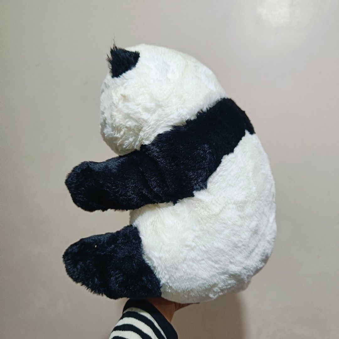 BIG Fluffy Panda Plush Toy (Category: Plushies & Soft Toys) located in Baguio. Submitted by baileybails (Listing ID 1459062487, Image 2). Description: needs washing .