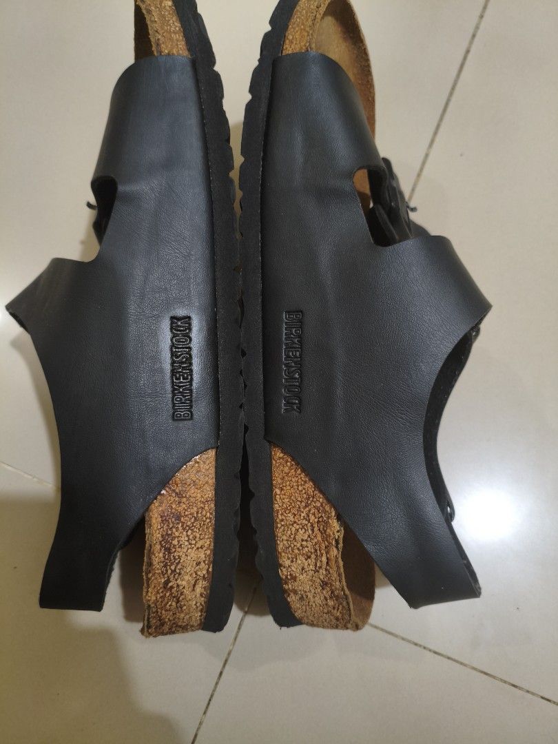Birkenstock (Category: Slippers & Slides) located in Manila. Submitted by randomitemsss (Listing ID 1458933465, Image 3). Description: excellent condition kita na sa pic ang issue size 41 legit Birkenstock.