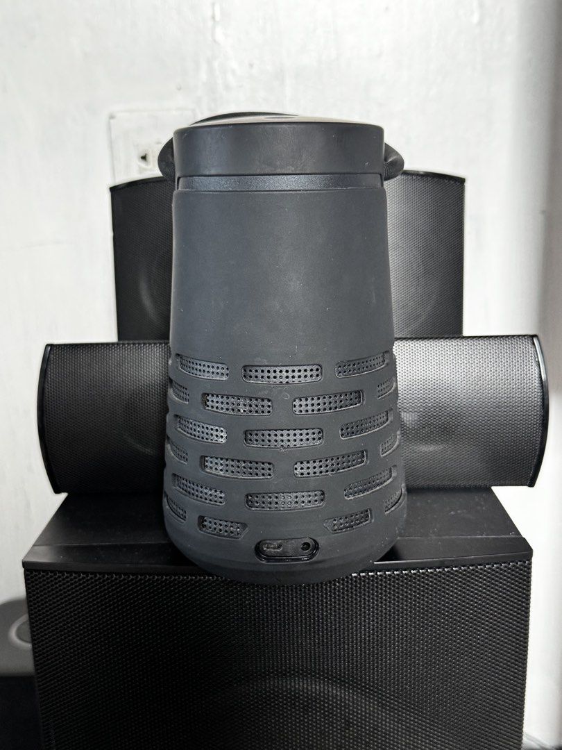 Bose SoundLink Revolve+ II (Category: Soundbars, Speakers & Amplifiers) located in Pasay City. Submitted by vonigop (Listing ID 1458920057, Image 2). Description: no issue pasay area makunat battery BOSE yan Boss! 😎.