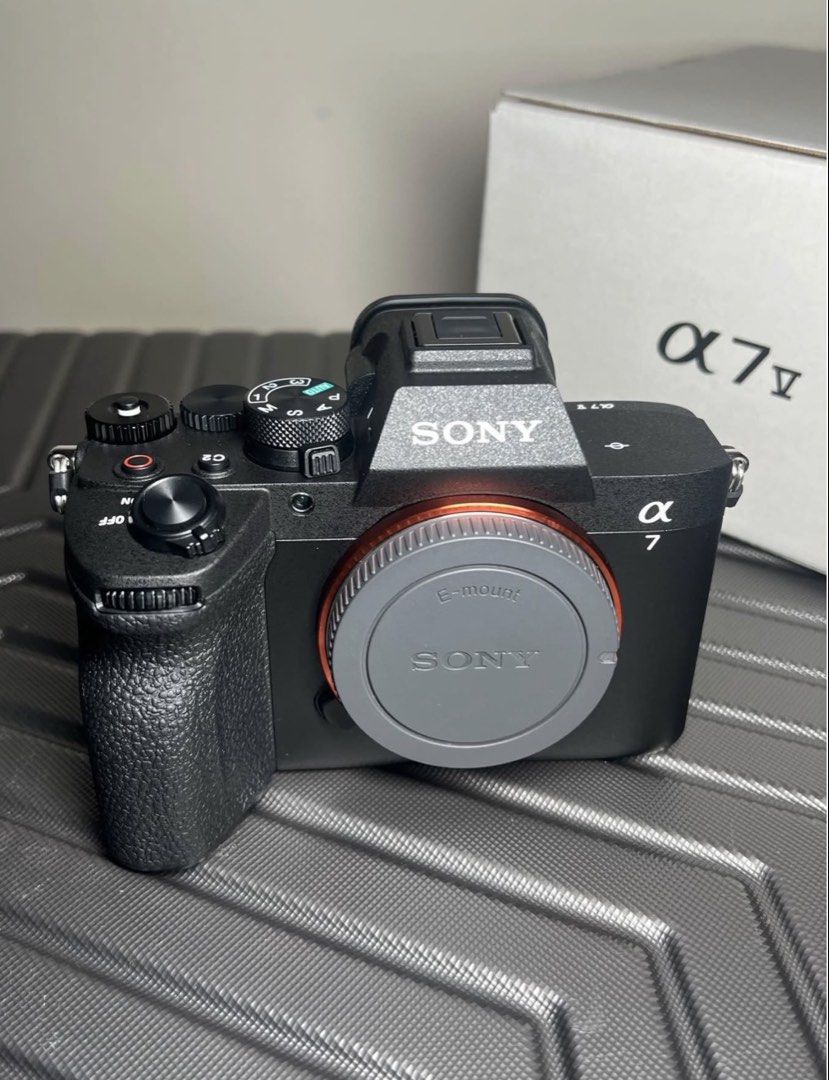 Brand new Sony Alpha a7V (Category: Cameras) located in San Pedro. Submitted by topgallen (Listing ID 1458991609, Image 1). Description: - Sony Alpha a7 V Camera Body - Full-Frame Mirrorless - Ideal for both Photography and Videography - Original Box Included - Ready for your next creative endeavor.
