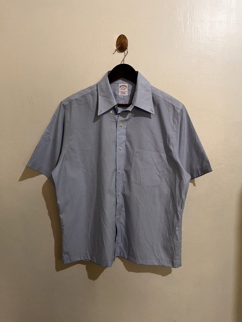 Brooks Brother button down (Category: Activewear) located in Sagay. Submitted by jan_arvene (Listing ID 1459025710, Image 1). Description: 📌 Brooks brother 27” length 23.5” width Good condition and color rate Needs wash light stain only Please see pics Pm.