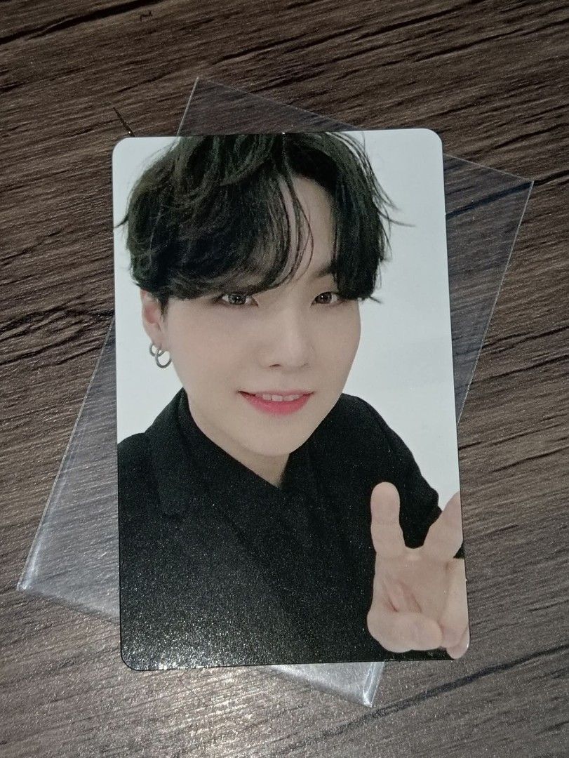 BTS SUGA MEMO20 DVD (Category: CDs & DVDs) located in Santa Maria. Submitted by crystaltintin94 (Listing ID 1458925212, Image 1). Description: SUGA MEMO20 DVD PC.