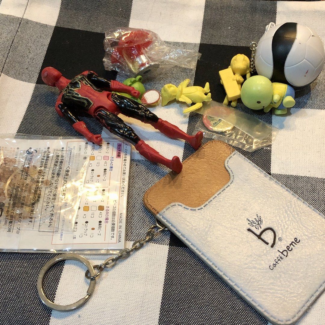 BUNDLE ASSORTED MINIS KEYCHAIN FIGURES (Category: Wallets & Card holders) located in Quezon City. Submitted by kitsune.treasures (Listing ID 1459027902, Image 1). Description: *First to pay policy! *1 day reservation only. Failure to pay on time, auto cancel. 📍Quezon City * MOD: J&T | Lalamove * MOP: GCASH | BPI 📦ON HAND AND READY TO SHIP! CONDITION: WHAT YOU SEE IS WHAT YOU GET. Dimensions: Kindly check the photos for the actual measurements. 