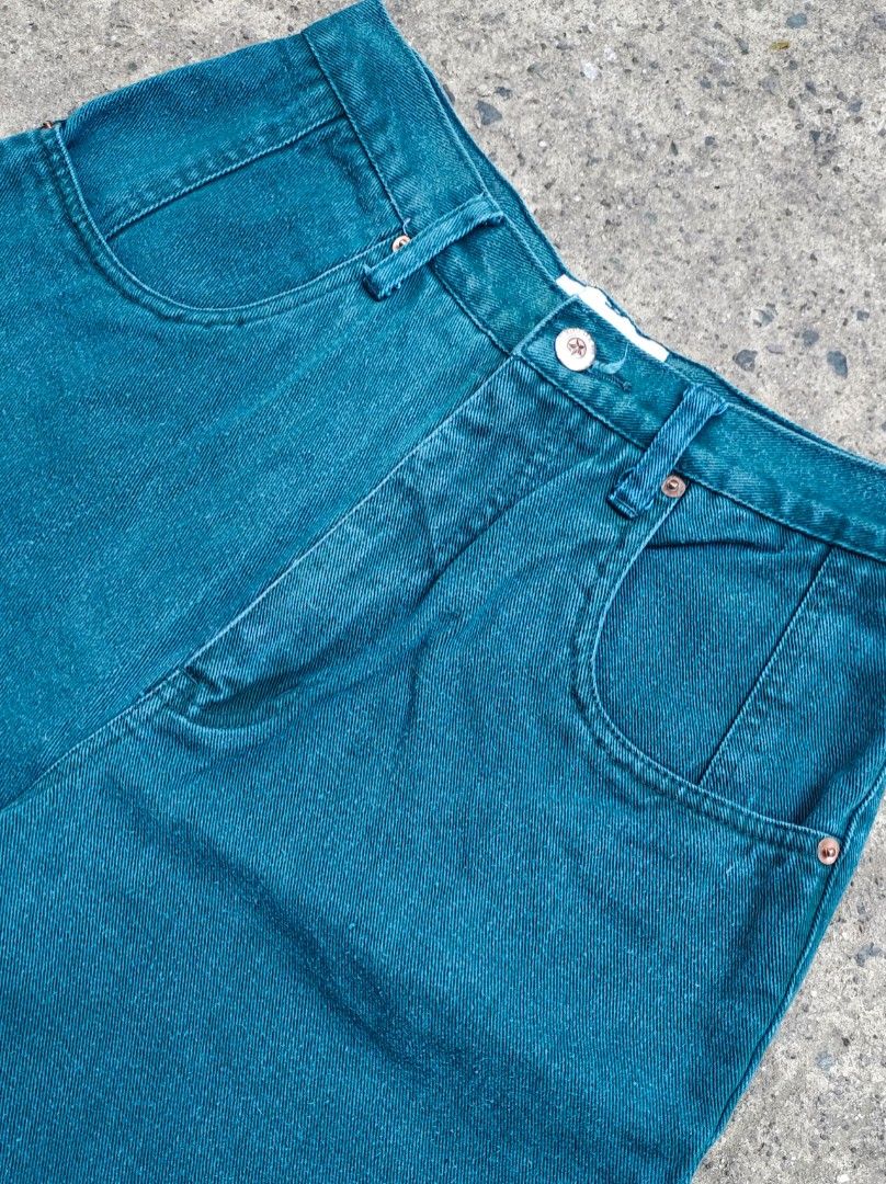 Carolina Colours Denim Jorts (Category: Shorts) located in Manila. Submitted by cyprus.thrift (Listing ID 1458901907, Image 3). Description: Carolina Colours Jorts good condition ready to wear +sf dimes: waist 26-28 length 18 leg hole 11 rise 13 issue: lints.