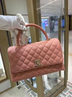（分類：）位於 。 由 diva_boutique208 提交（商品編號 1458903994，圖片 1）。簡介： 。