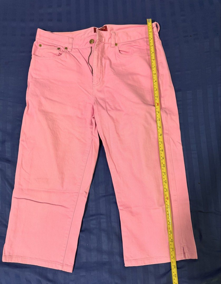 Chaps Denim Pink Capri Jeans Size 12 (Category: Jeans) located in Quezon City. Submitted by candyclosetph (Listing ID 1459085639, Image 2). Description: - Pink Chaps denim capri jeans - Size: 12 - Made in Sri Lanka - Material: 97% Cotton, 3% Elastane - Fun pop of color for your wardrobe - Great for casual wear - Measurements provided in photos.