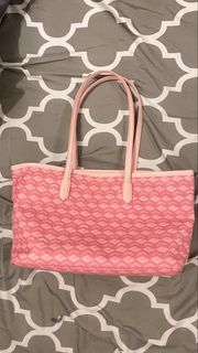 (Category: ) located in . Submitted by niah.gzls (Listing ID 1458894316, Image 1). Description: .