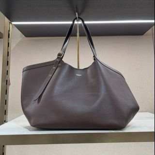 （分類：）位於 。 由 bellezza. 提交（商品編號 1458924179，圖片 1）。簡介： 。