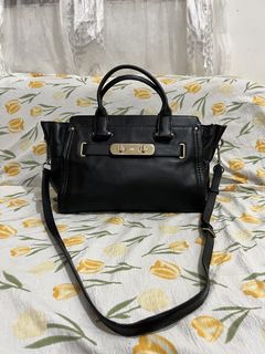 (Category: ) located in . Submitted by homegrwn_thrift (Listing ID 1459017705, Image 1). Description: .