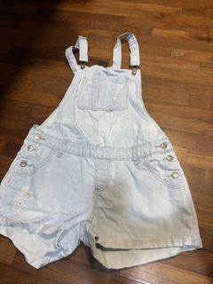 (Category: ) located in . Submitted by mantarae5 (Listing ID 1458997230, Image 1). Description: .