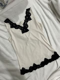 (Category: ) located in . Submitted by warm.secondchancefits (Listing ID 1459039738, Image 1). Description: .