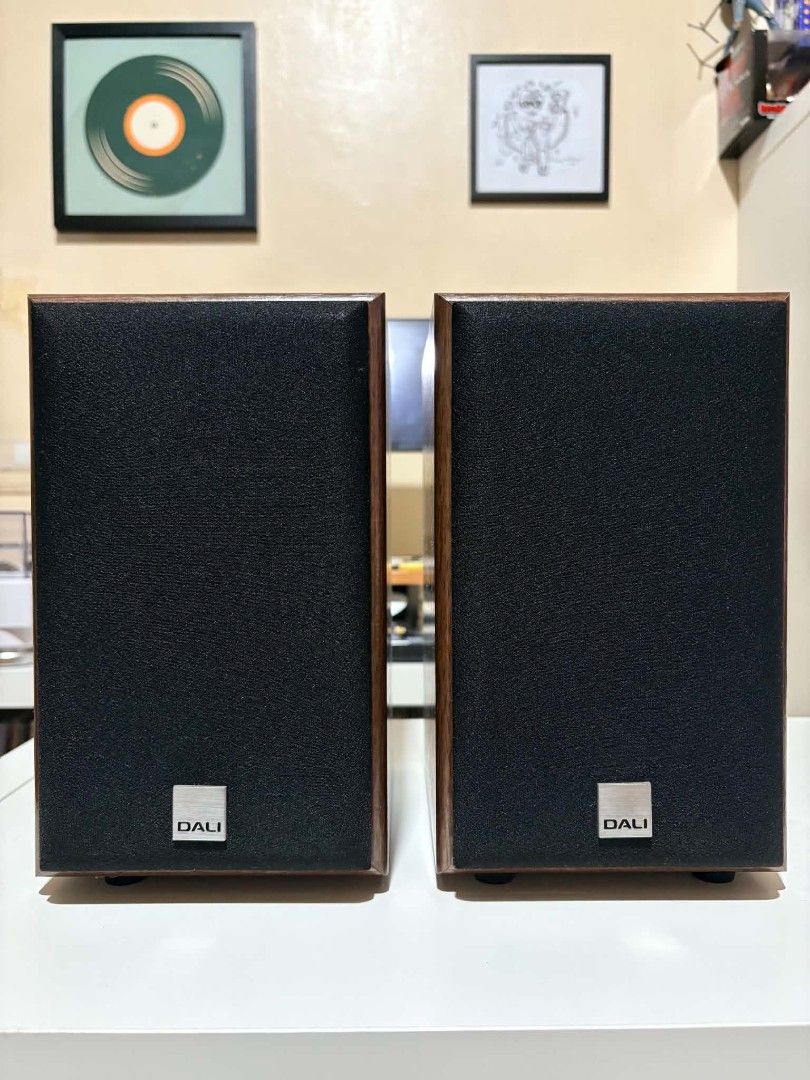 DALI Spektor 1 Bookshelf Speakers (Pair) (Category: Soundbars, Speakers & Amplifiers) located in Pasig City. Submitted by swooshph (Listing ID 1459040373, Image 3). Description: - DALI Spektor 1 bookshelf speakers - Beautiful wood grain finish - MINT, Excellent working condition - Original grilles are included 11.500 pesos for sale only. rfs: upgrade.