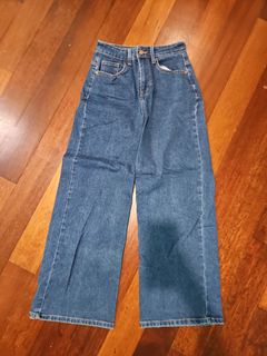 (Category: ) located in . Submitted by sy5679 (Listing ID 1458922836, Image 1). Description: .