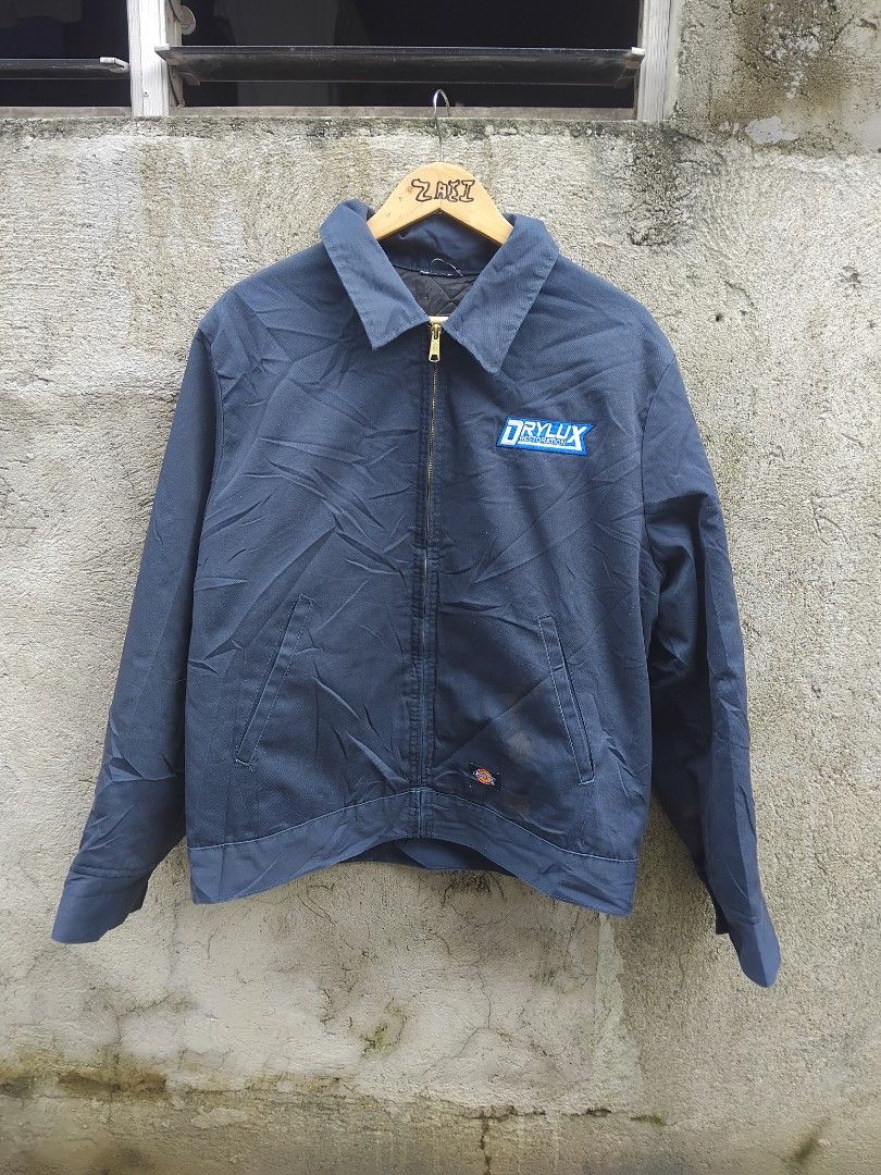 Dickies Drylux Work Jacket Navy Blue (Category: Coats, Jackets and Outerwear) located in Manila. Submitted by oddowl_6a05b4 (Listing ID 1458993563, Image 1). Description: - Navy blue Dickies work jacket - Quilted lining for extra warmth - Drylux patch on chest - Small Dickies logo on sleeve - Zipper closure - Ideal for work or casual outfits.