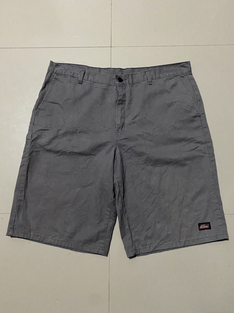 Dickies Grey Work Shorts Men's Size 34 (Category: Shorts) located in Makati City. Submitted by dymon_08 (Listing ID 1459045020, Image 1). Description: - Grey Dickies work shorts - Classic and comfortable fit - Iconic Dickies logo patch - Perfect for everyday wear or work - Secure button and zip closure - Two side pockets and two back pockets.