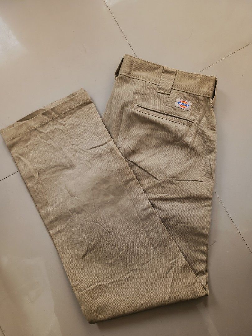 Dickies malutong (Category: Chinos) located in Las Pinas. Submitted by kuya_erick (Listing ID 1459086677, Image 1). Description: dickies size 36 complete details posted 1200 + sf las pinas meet up.