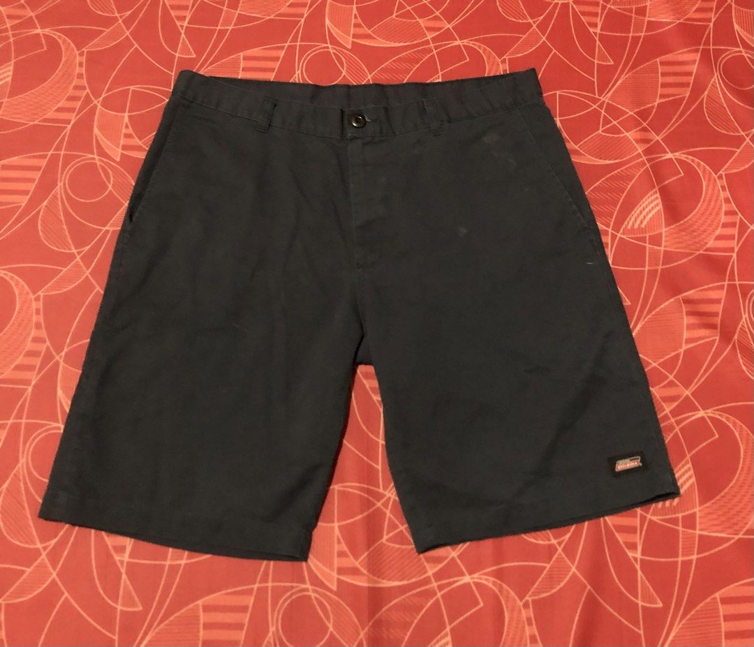 Dickies Men's Shorts Navy Blue Cargo Style (Category: Shorts) located in Manila. Submitted by gobvs222 (Listing ID 1459068182, Image 3). Description: - Navy blue Dickies cargo shorts - Classic fit, perfect for everyday wear - Functional side pockets - Signature Dickies logo patch on back pocket - Secure button and zip closure.