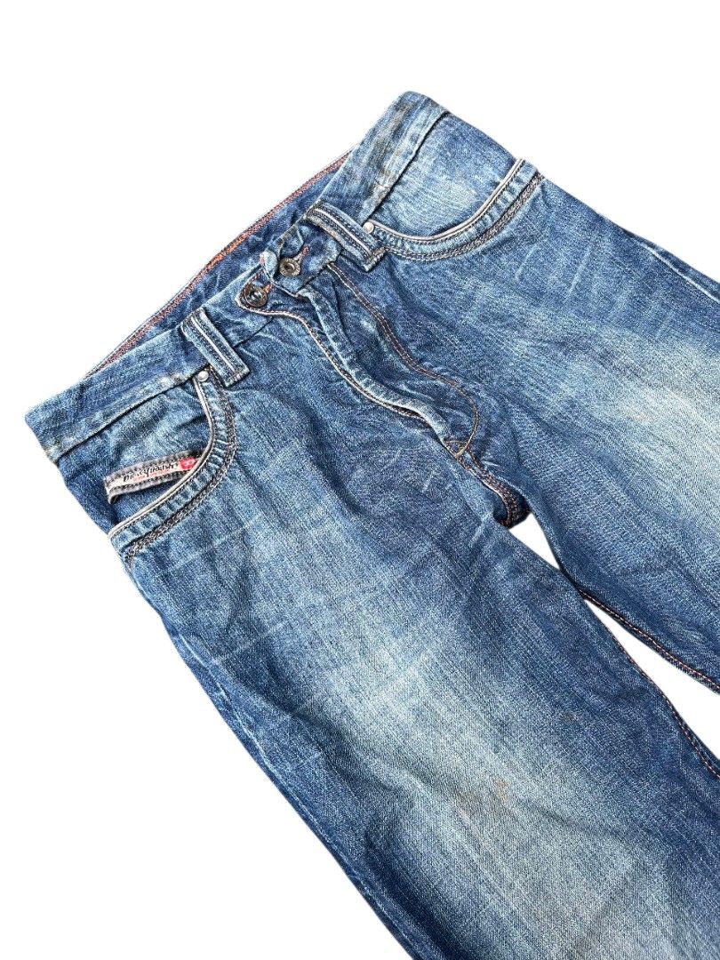 DIESEL Vintage Button Fly Washed Denim Jeans (Category: Jeans) located in Davao. Submitted by wildhearts121 (Listing ID 1458973180, Image 3). Description: Size 27 Flaws: hem drags (view 6th photo).