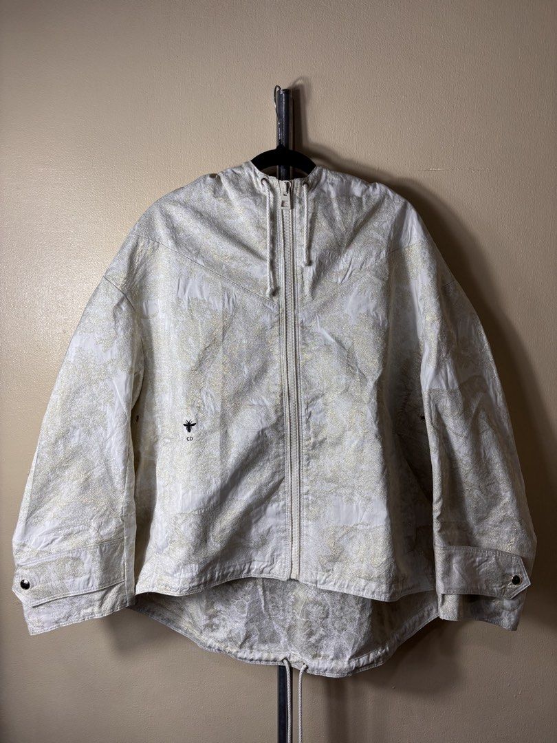 Dior Toile De Jouy Jacket (Category: Coats, Jackets and Outerwear) located in Manila. Submitted by earlylifecrisis3 (Listing ID 1458995764, Image 1). Description: Sz Small Condition 9/10 Measure it by inch Width: 25.5 Length: 24 back 27.5 Shoulder: 22 Sleeve:21 Bust: 19 Hem: 25.5 •Refund / Returns not allowed allowed •Please do check the dimensions size on labels sometimes are not accurate on the sizing •Ask me before purchasing.