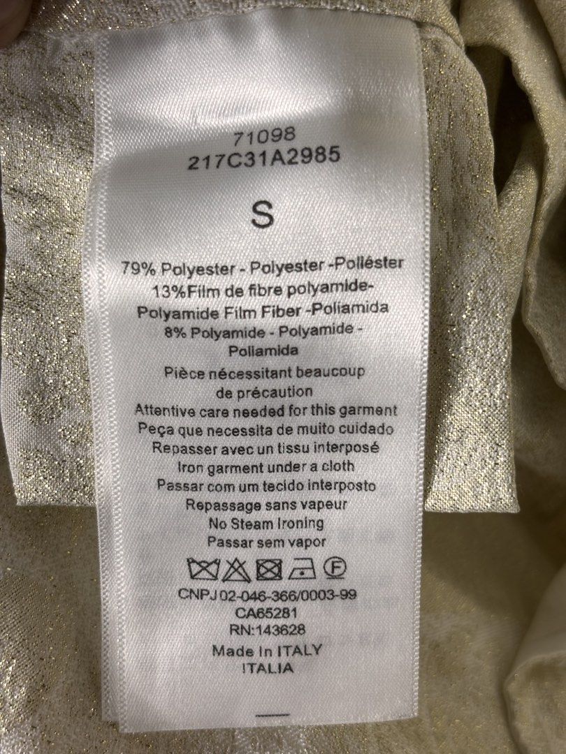 Dior Toile De Jouy Jacket (Category: Coats, Jackets and Outerwear) located in Manila. Submitted by earlylifecrisis3 (Listing ID 1458995764, Image 3). Description: Sz Small Condition 9/10 Measure it by inch Width: 25.5 Length: 24 back 27.5 Shoulder: 22 Sleeve:21 Bust: 19 Hem: 25.5 •Refund / Returns not allowed allowed •Please do check the dimensions size on labels sometimes are not accurate on the sizing •Ask me before purchasing.