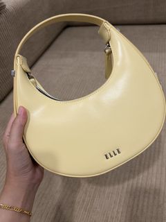 (Category: ) located in . Submitted by mira.closet (Listing ID 1455848293, Image 1). Description: .