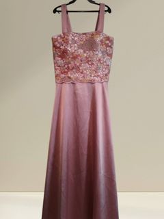 Gowns & dresses  Collection item 1