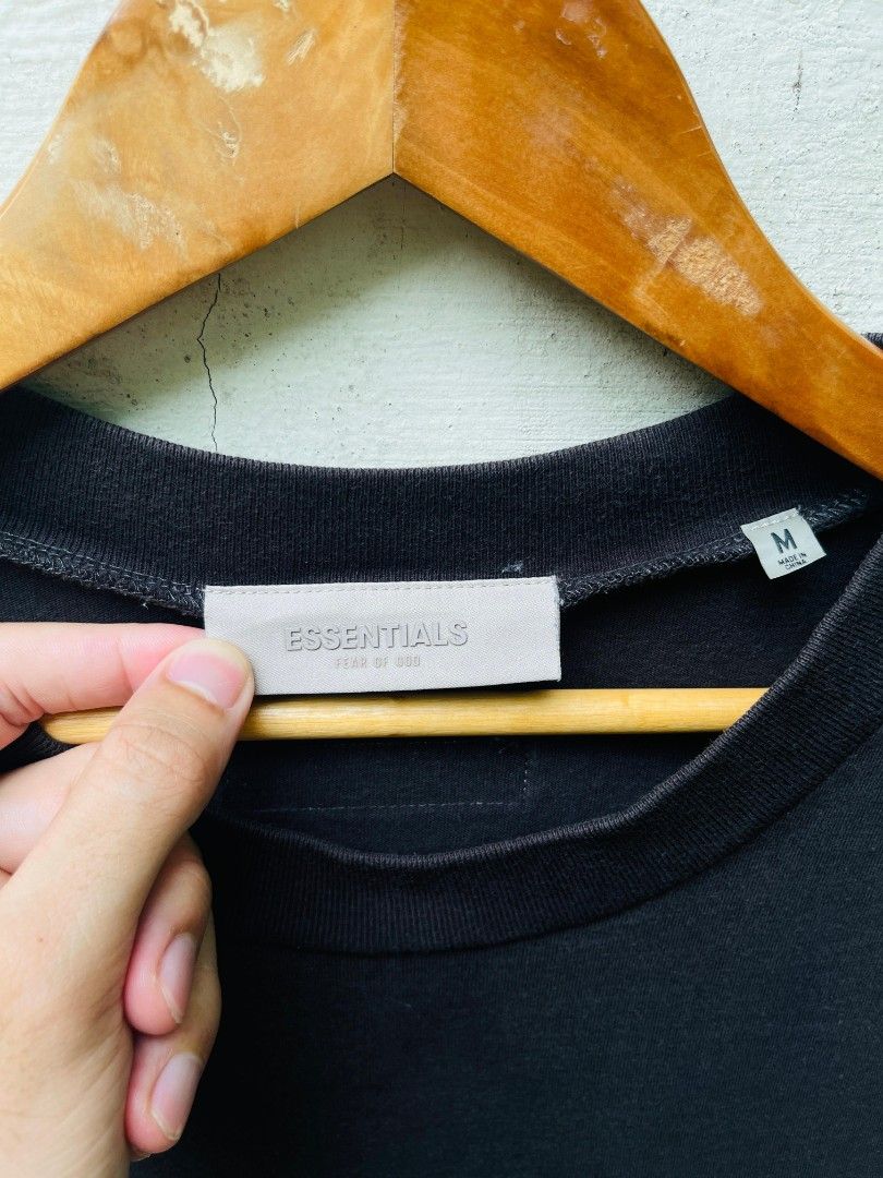 Essentials (Fear Of God) (Category: Tshirts & Polo Shirts ) located in Malasiqui. Submitted by thriftmeupofficial (Listing ID 1458919987, Image 2). Description: 🏷Essentials 1977 Dimensions: 23.5 x 30/ M on tag fit to XL Condition: Excellent Color Rate: 9.5/10.