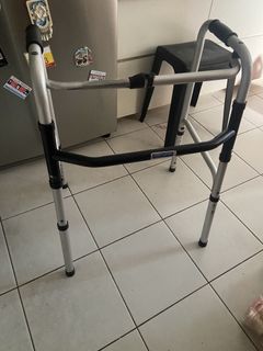 (Category: ) located in . Submitted by mumstheword (Listing ID 1458927428, Image 1). Description: .