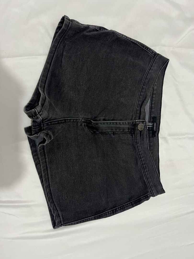 Forever 21 Black Denim Shorts - XL (Category: Shorts) located in Paranaque City. Submitted by closetcore (Listing ID 1459004001, Image 3). Description: Too big for me. .
