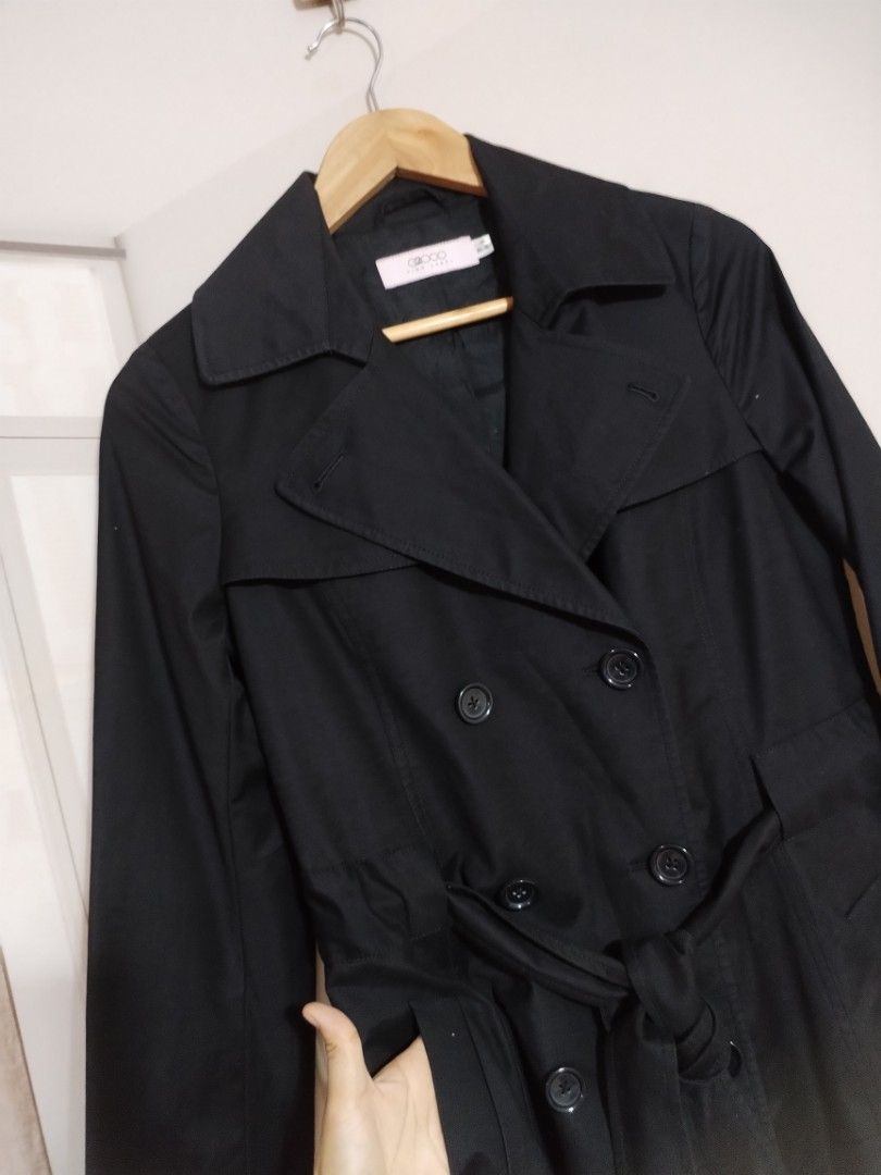 G2000 black belted trenchcoat (Category: Coats, Jackets and Outerwear) located in Lucena. Submitted by styleddsc (Listing ID 1458923966, Image 3). Description: .